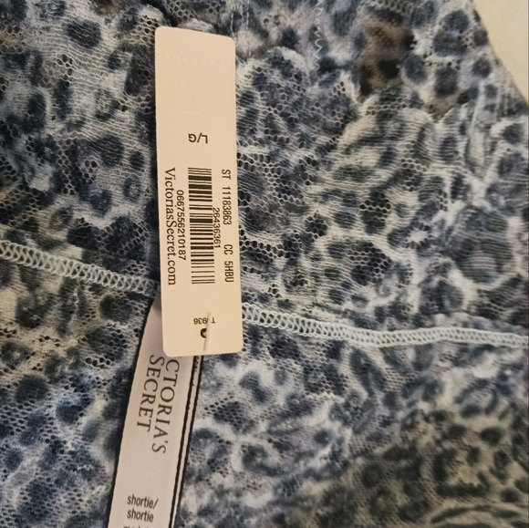 Victoria's Secret Shortie Panty - Picture 3 of 7